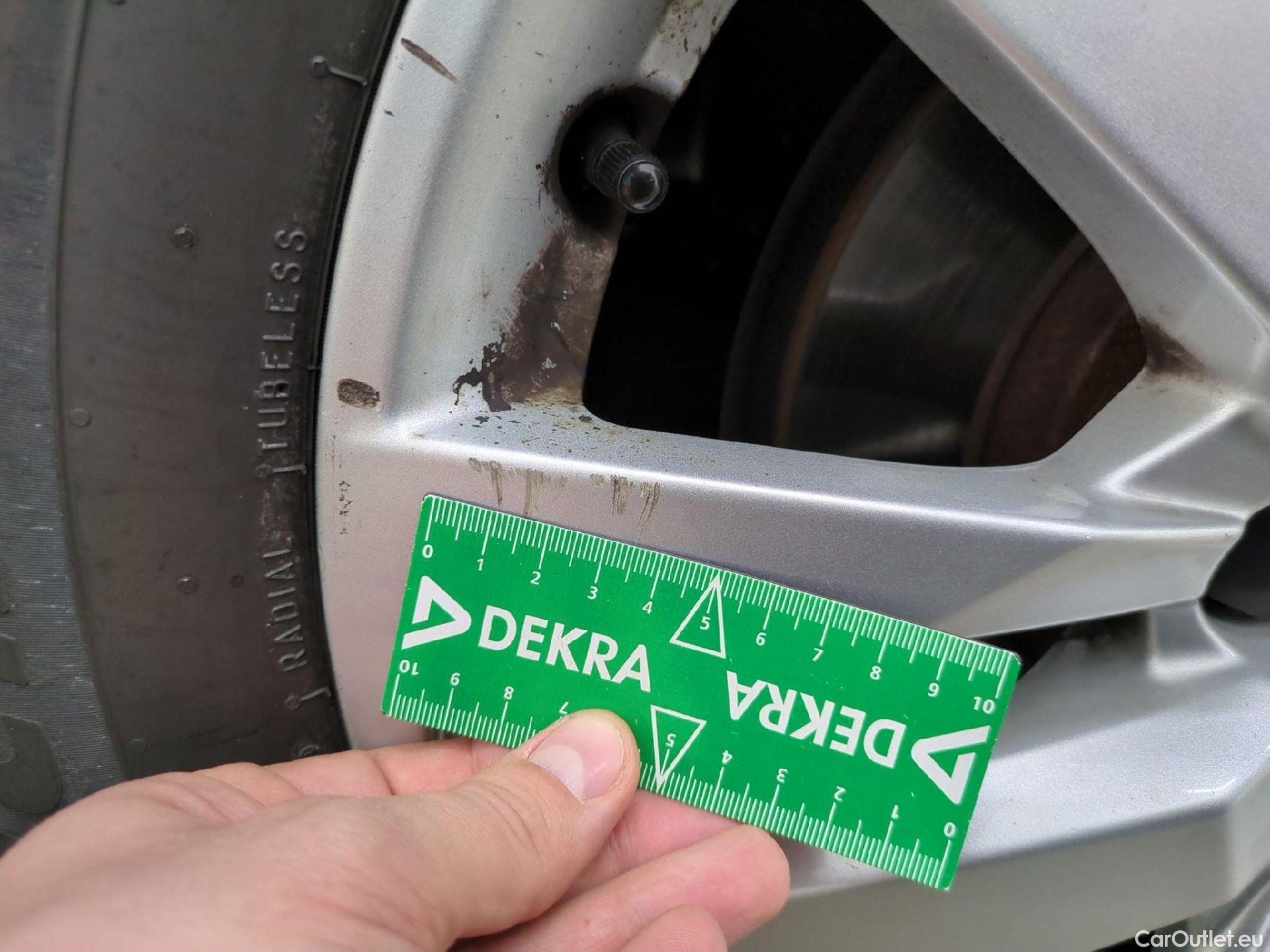  Peugeot  5008  Active Business 1.5 HDi 130CV BVA8 E6dT #63