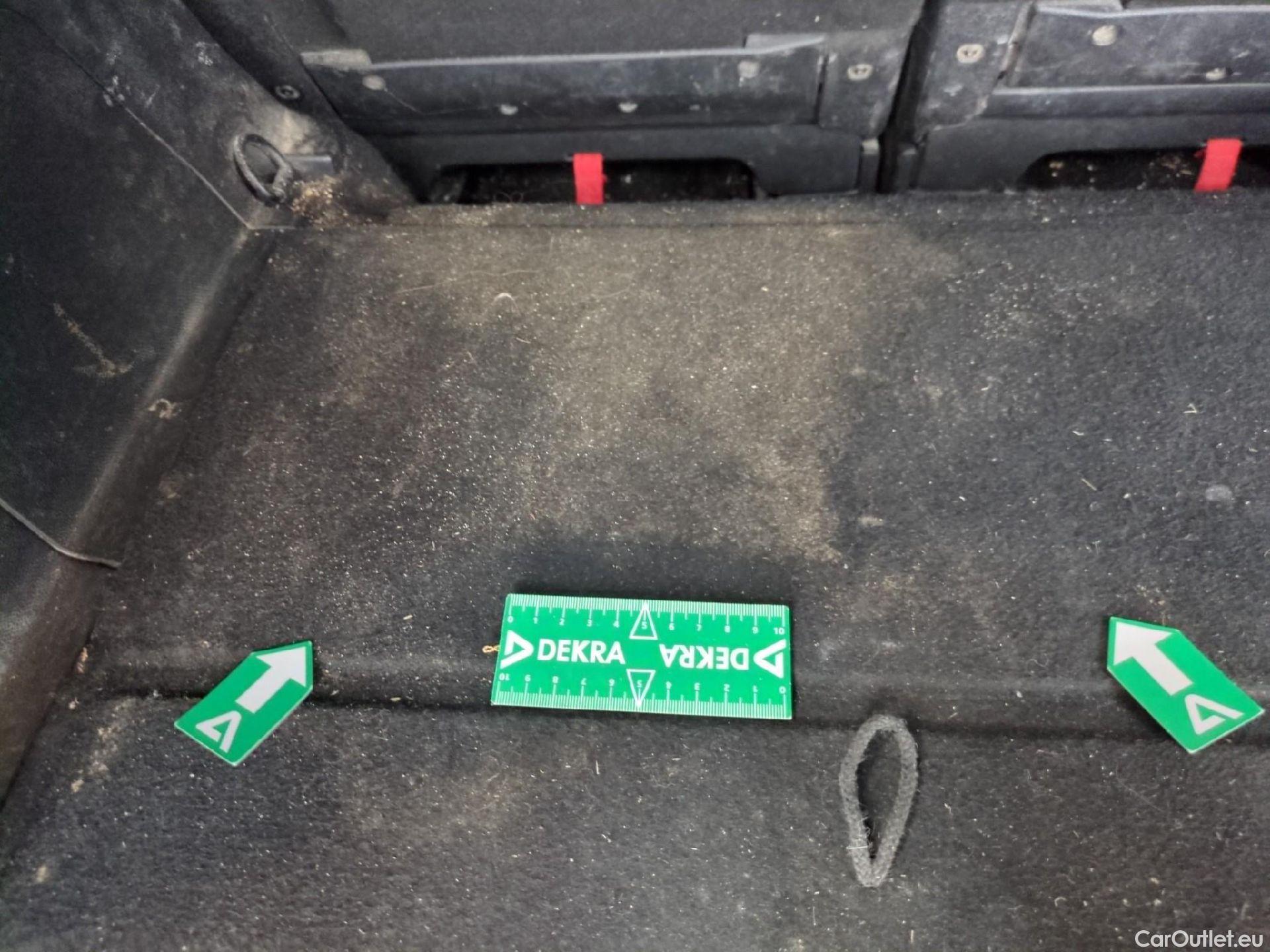  Peugeot  5008  Active Business 1.5 HDi 130CV BVA8 E6dT #15