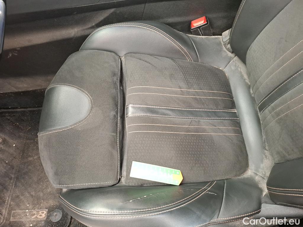  Peugeot  5008 PEUGEOT  / 2020 / 5P / SUV BlueHDi 130 S&S EAT8 GT Pack #3