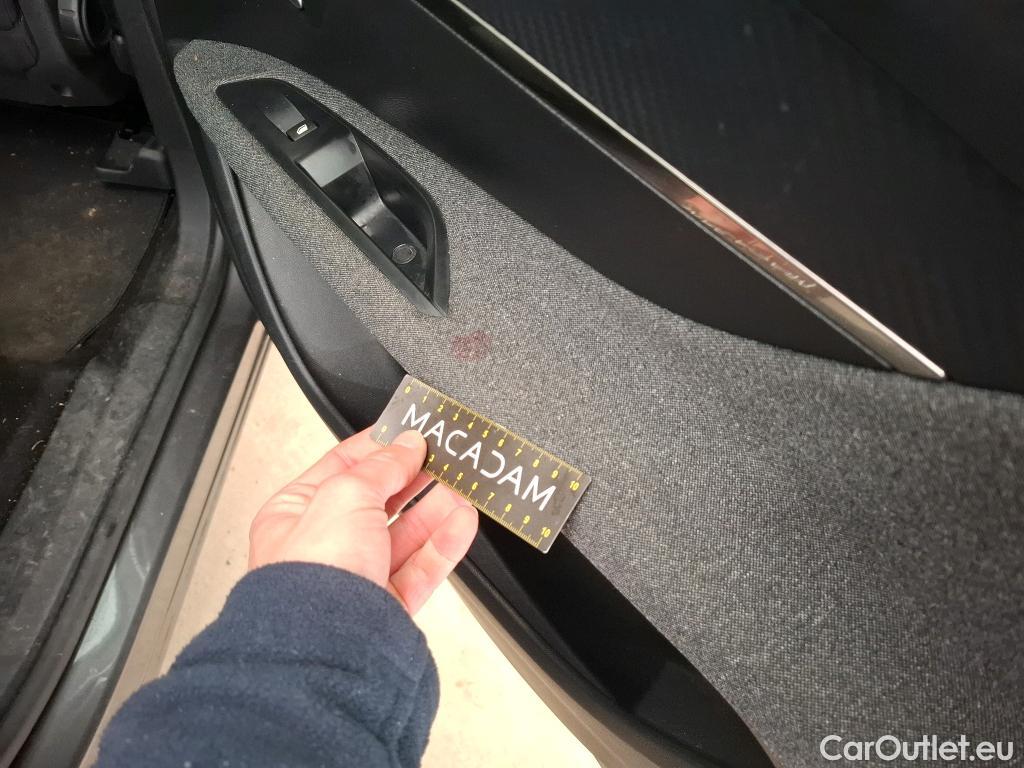  Peugeot  5008  Active Business 1.5 HDi 130CV BVA8 7 Sieges E6d #48