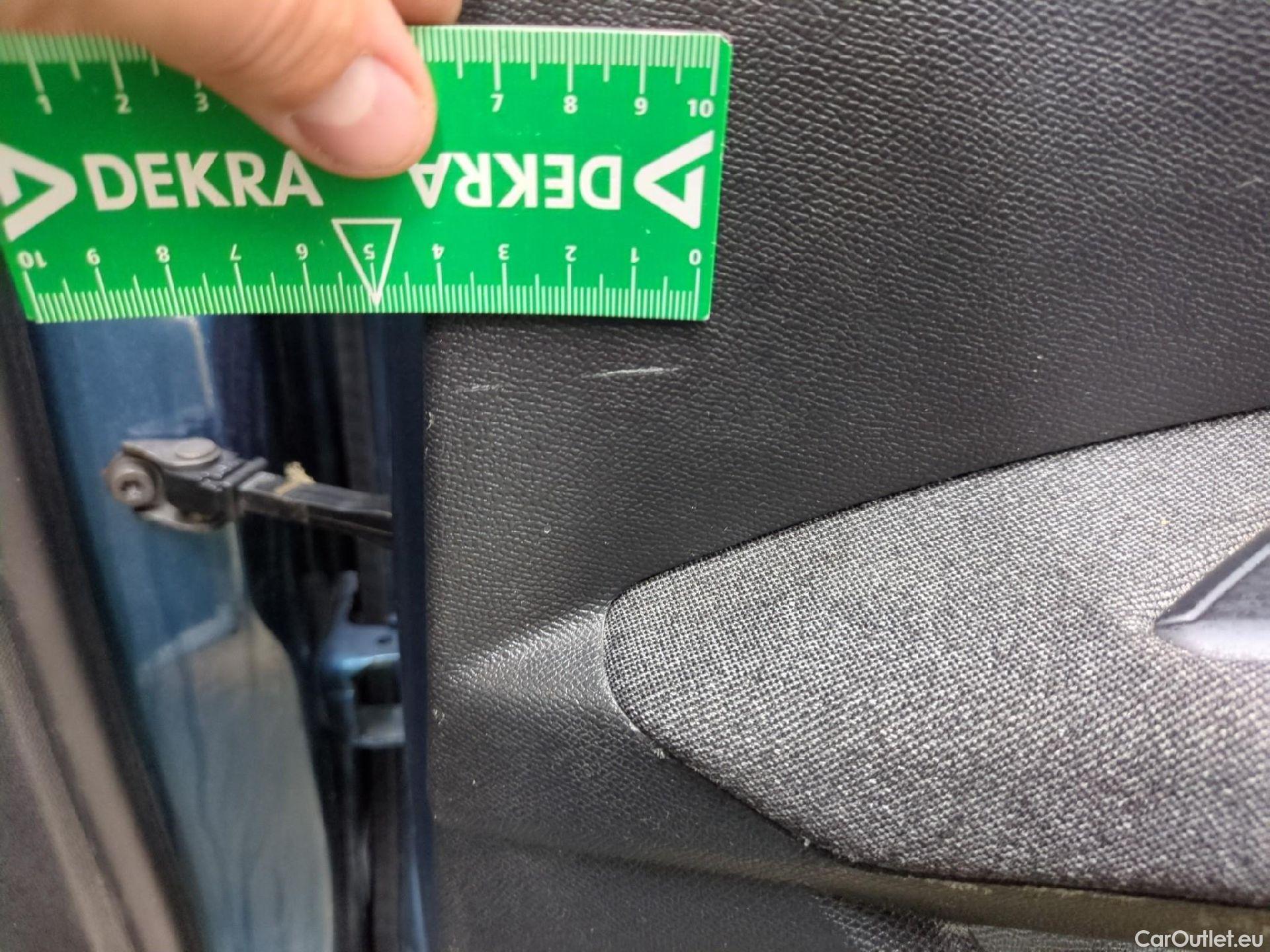  Peugeot  5008  Active Business 1.5 HDi 130CV BVA8 E6dT #89