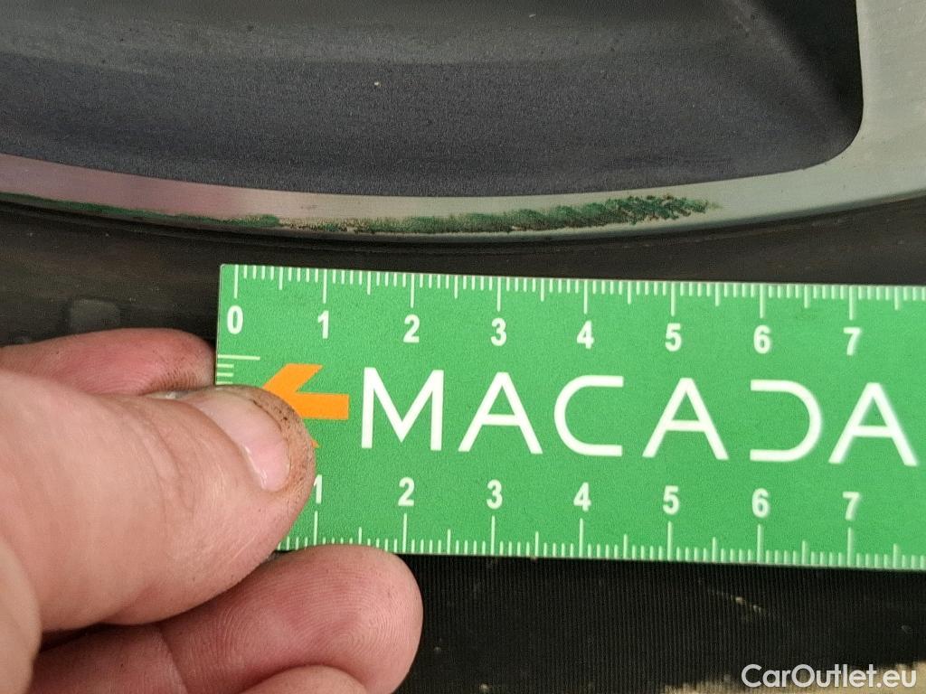  Peugeot  5008  Allure Pack 1.2 PureTech 130CV BVA8 7 Sieges E6d #102