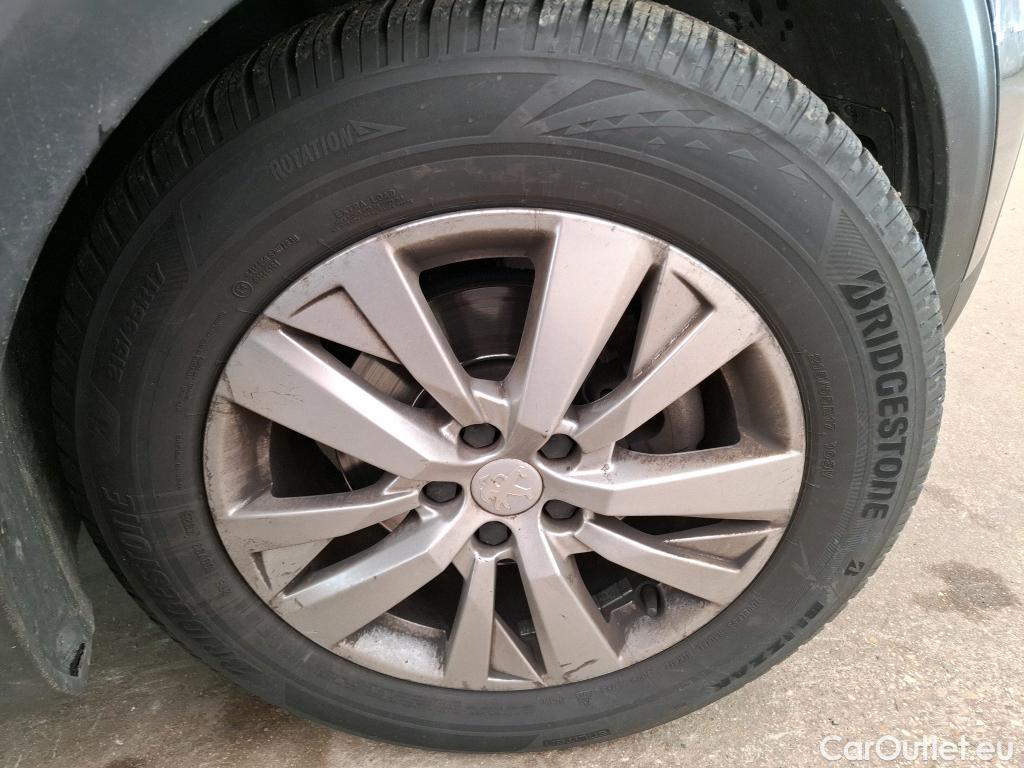  Peugeot  5008  Active Business 1.2 PureTech 130CV BVM6 E6d #8