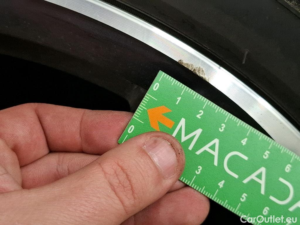  Peugeot  5008  Allure Pack 1.2 PureTech 130CV BVA8 7 Sieges E6d #100