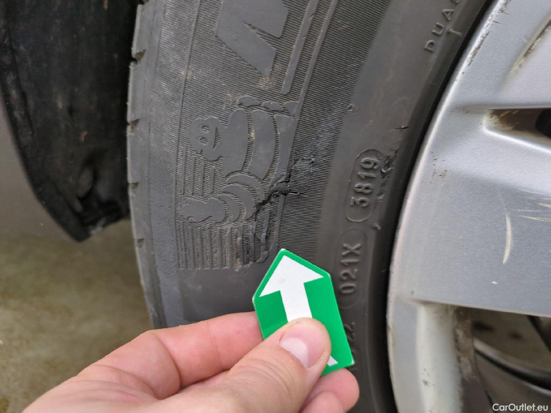  Peugeot  5008  Active Business 1.5 HDi 130CV BVA8 E6dT #47