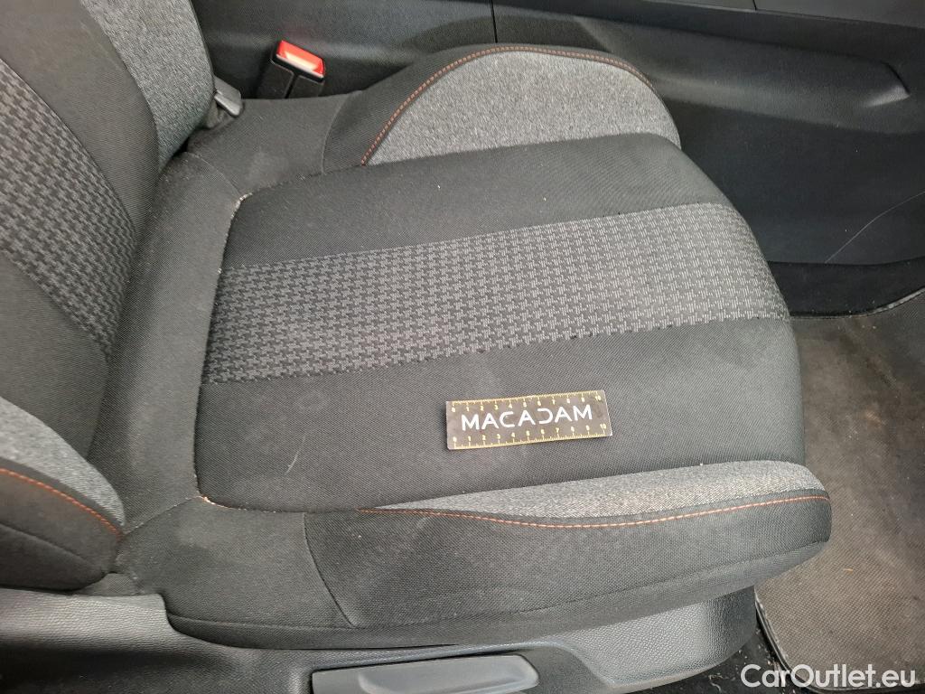  Peugeot  5008  Active Business 1.5 HDi 130CV BVA8 7 Sieges E6d #46