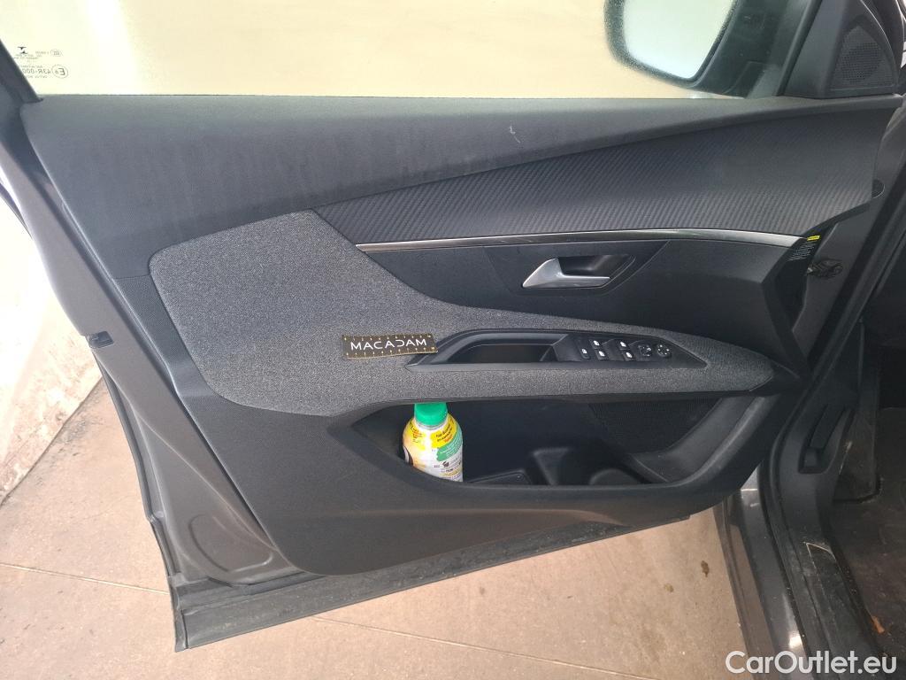  Peugeot  5008  Active Business 1.5 HDi 130CV BVA8 7 Sieges E6d #68