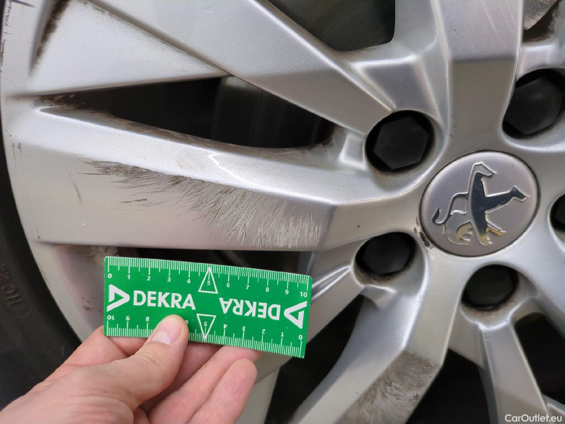  Peugeot  5008  Active Business 1.5 HDi 130CV BVA8 E6dT #54