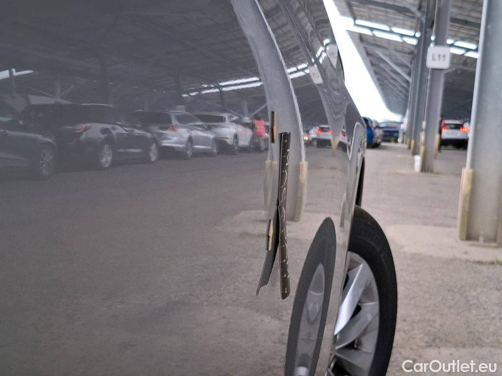  Skoda  KAMIQ SKODA  / 2019 / 5P / SUV 1.6 TDI 116ch DSG7 Business #2