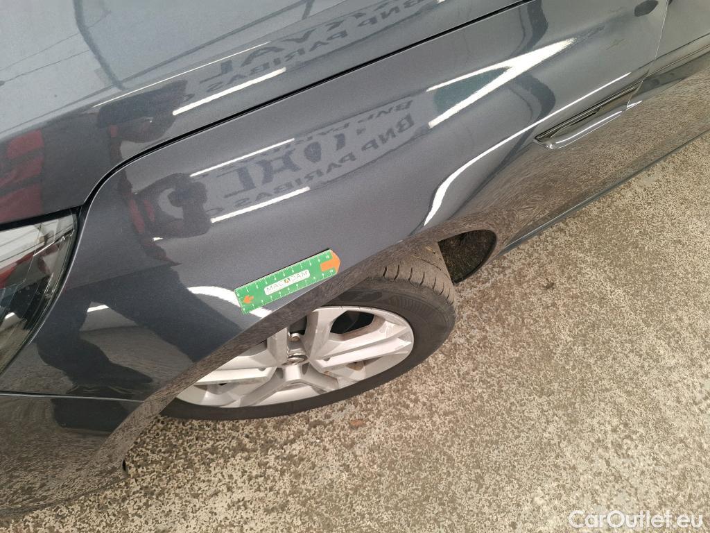  Renault  Megane  IV Berline 5pt. Business 1.5 dCi 115CV BVA7 E6dT #7