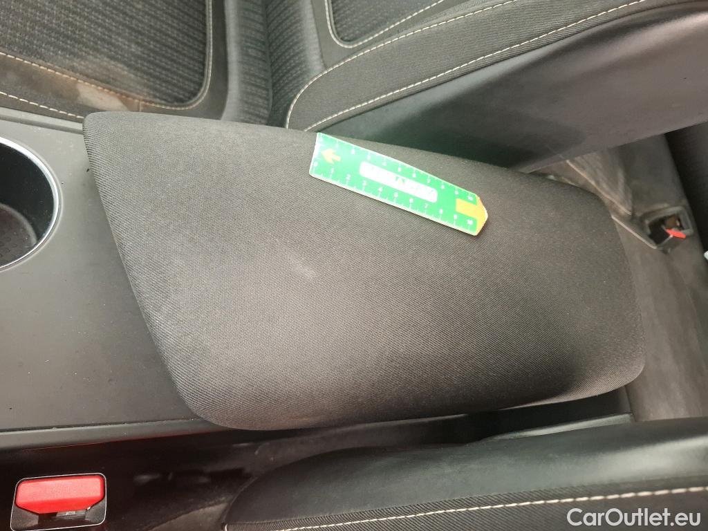  Renault  Megane  IV Berline 5pt. Business 1.5 dCi 115CV BVA7 E6dT #42