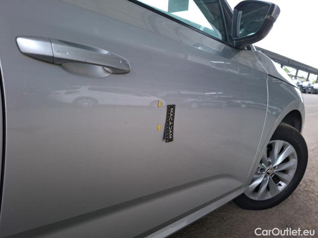  Skoda  KAMIQ SKODA  / 2019 / 5P / SUV 1.6 TDI 116ch DSG7 Business #1