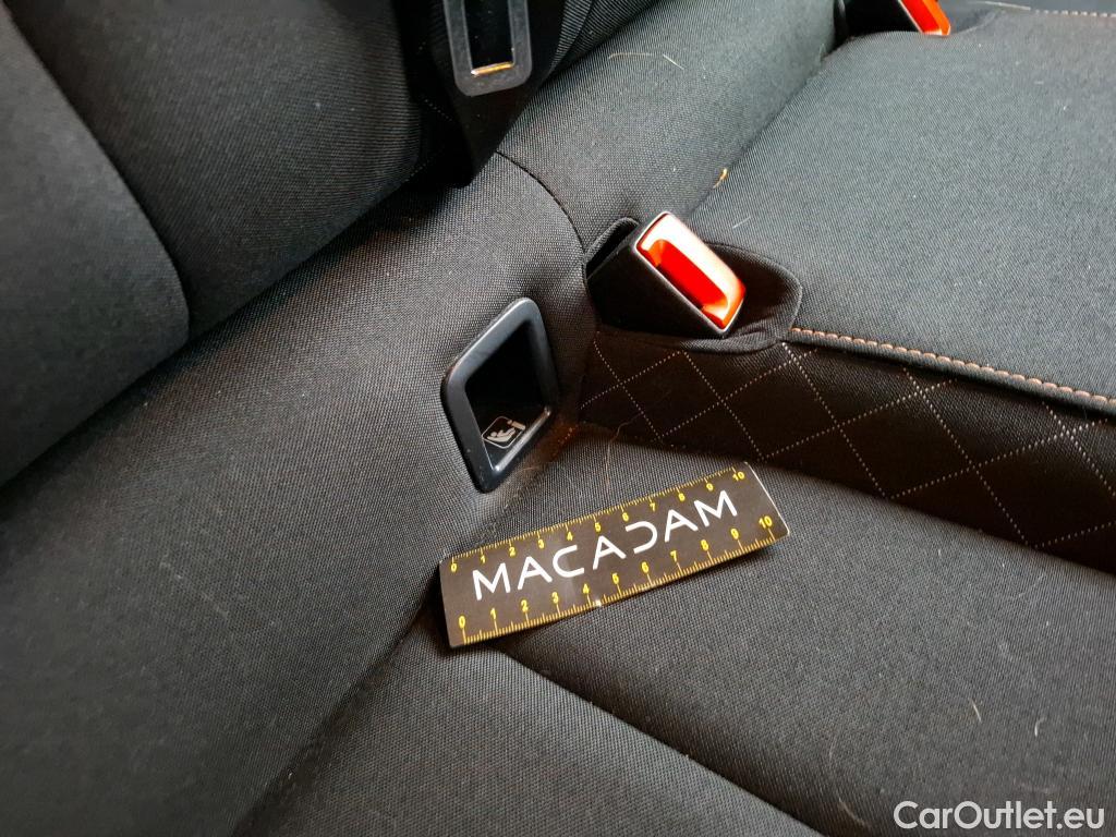  Skoda  KAMIQ SKODA  / 2019 / 5P / SUV 1.6 TDI 116ch DSG7 Business #19