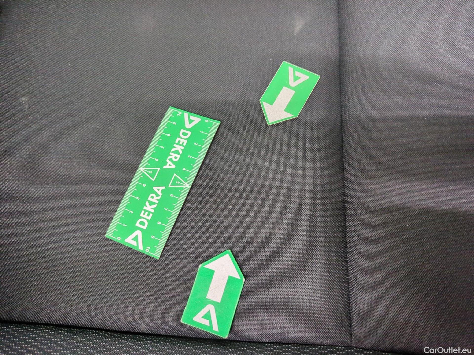  Skoda  Karoq SKODA  / 2017 / 5P / SUV 2.0 TDI 116ch Business #25