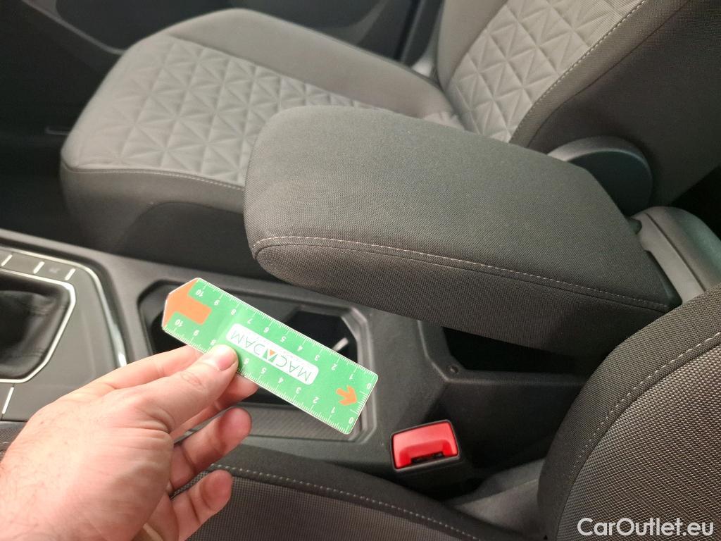  Volkswagen  Tiguan VOLKSWAGEN  / 2020 / 5P / SUV 2.0 TDI 150 DSG7 Life Business #23