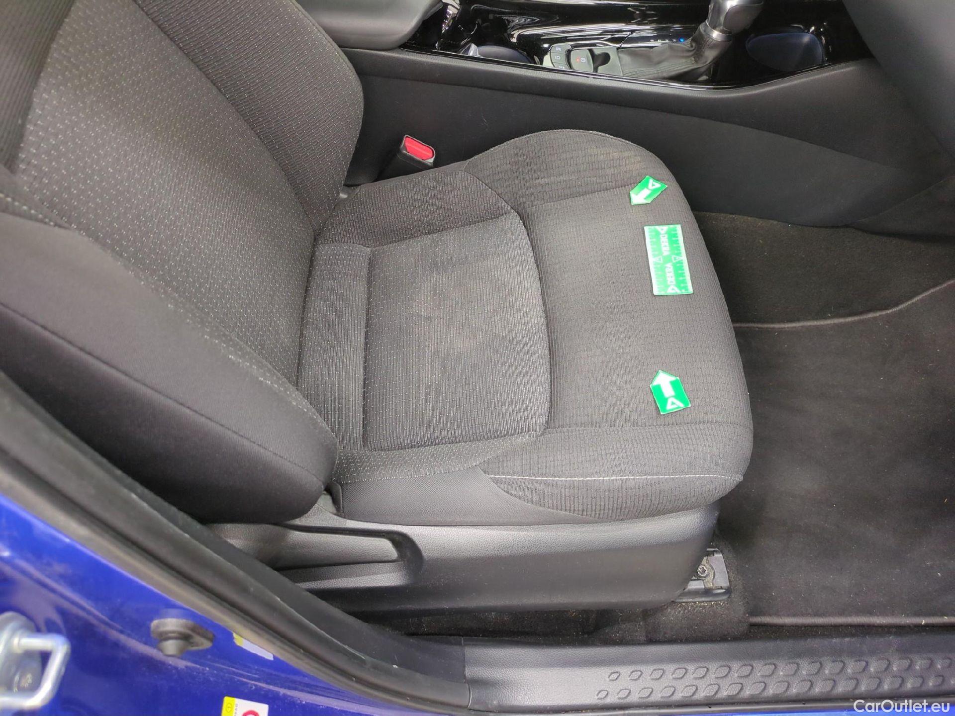  Toyota  C-HR TOYOTA  5p SUV 1.8 HYBRIDE 122 GRAPHIC #5