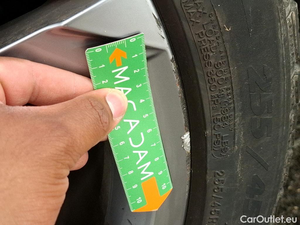  Volkswagen  Tiguan VOLKSWAGEN  / 2020 / 5P / SUV 2.0 TDI 150 DSG7 R-Line #3