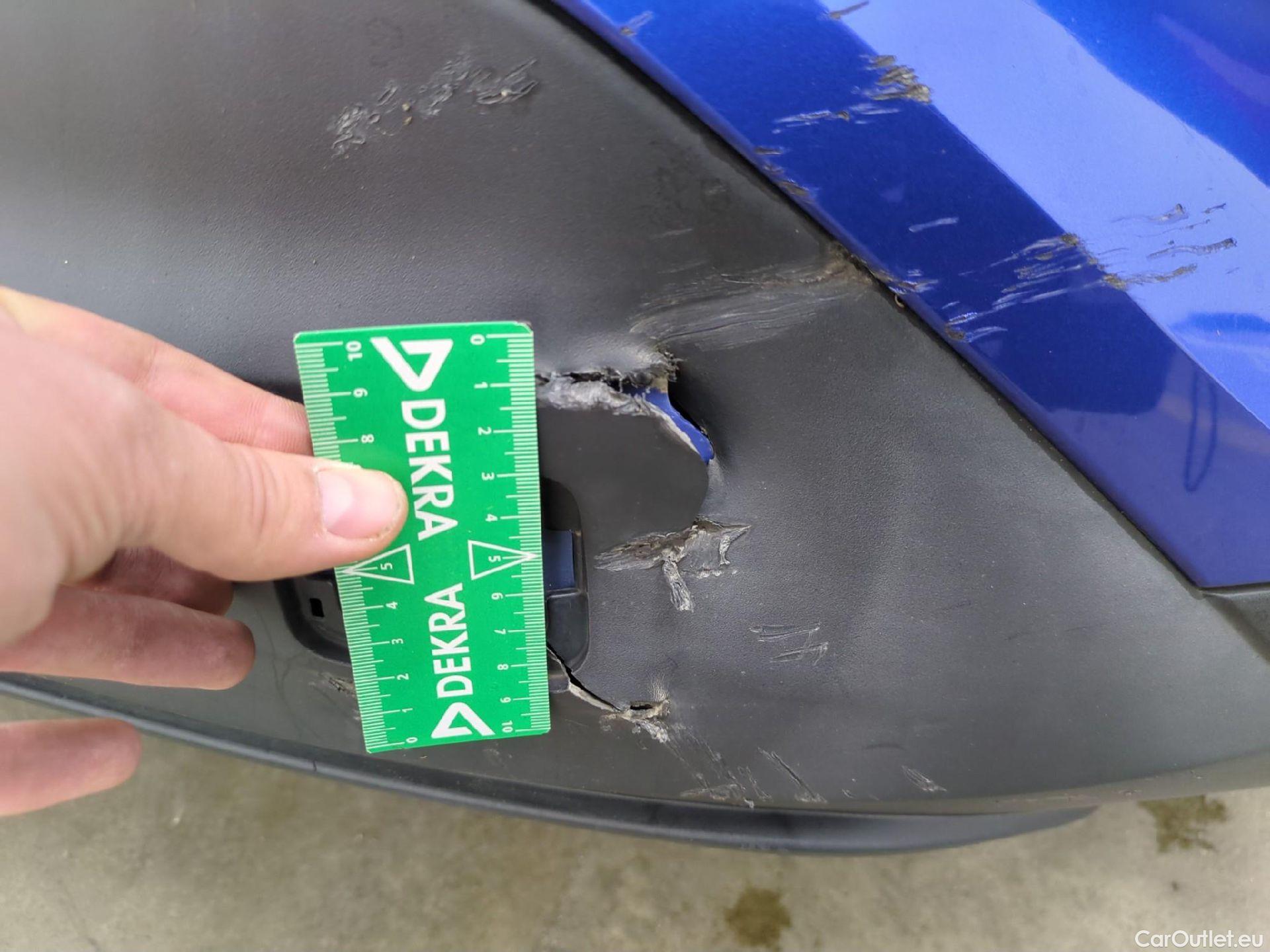  Toyota  C-HR TOYOTA  5p SUV 1.8 HYBRIDE 122 GRAPHIC #11