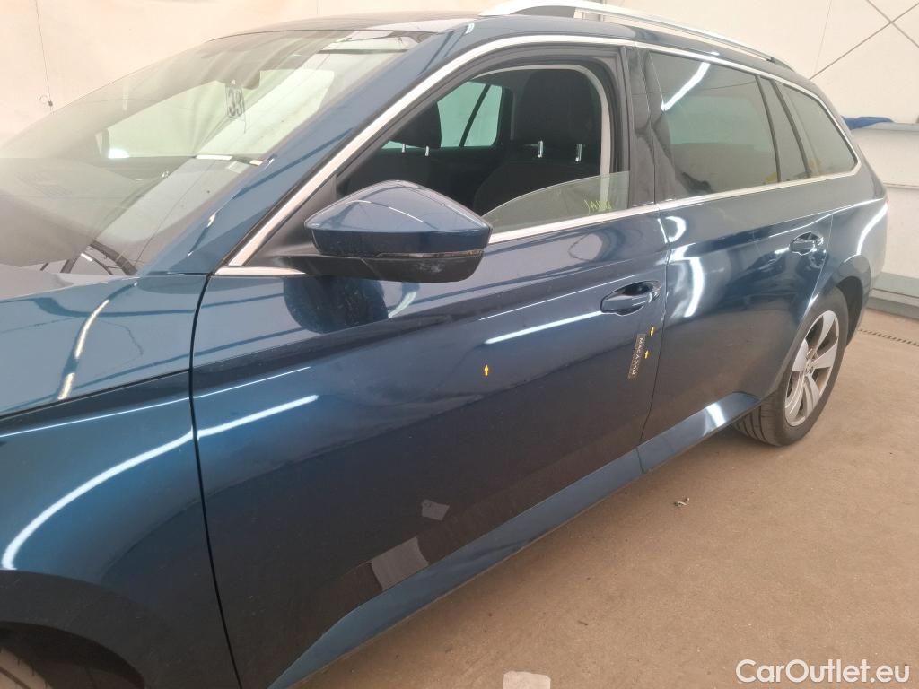  Skoda  Superb  Break Business 2.0 TDI 150CV BVA7 E6d #25