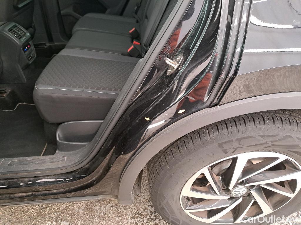  Volkswagen  Tiguan VOLKSWAGEN  5p SUV 1.5 TSI 150 EVO DSG7 Connect #23