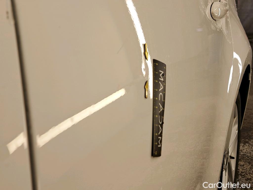  Toyota  Corolla TOYOTA  Touring Sports / 2018 / 5P / Break Hybride 122h Dynamic Business Beyond Zer #3