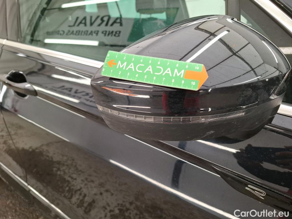  Volkswagen  Tiguan VOLKSWAGEN  / 2020 / 5P / SUV 2.0 TDI 150 DSG7 R-Line #28