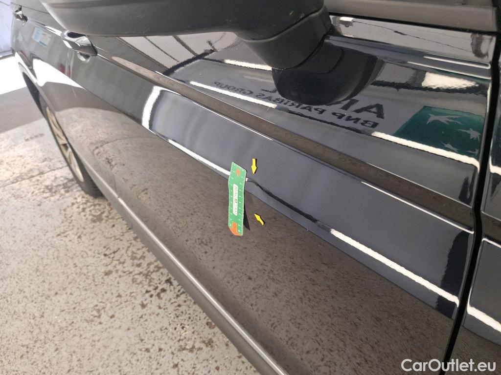  Volkswagen  Tiguan VOLKSWAGEN  / 2020 / 5P / SUV 2.0 TDI 150 DSG7 Life Business #5