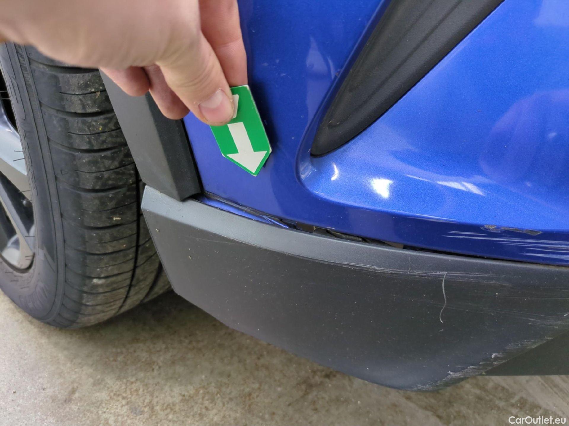  Toyota  C-HR TOYOTA  5p SUV 1.8 HYBRIDE 122 GRAPHIC #36