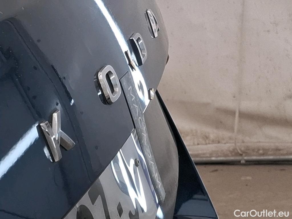  Skoda  Superb  Break Business 2.0 TDI 150CV BVA7 E6d #33