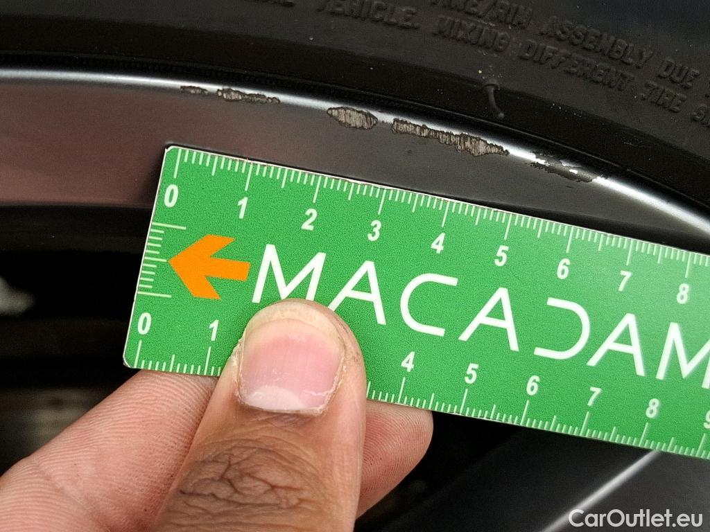  Volkswagen  Tiguan VOLKSWAGEN  / 2020 / 5P / SUV 2.0 TDI 150 DSG7 R-Line #4