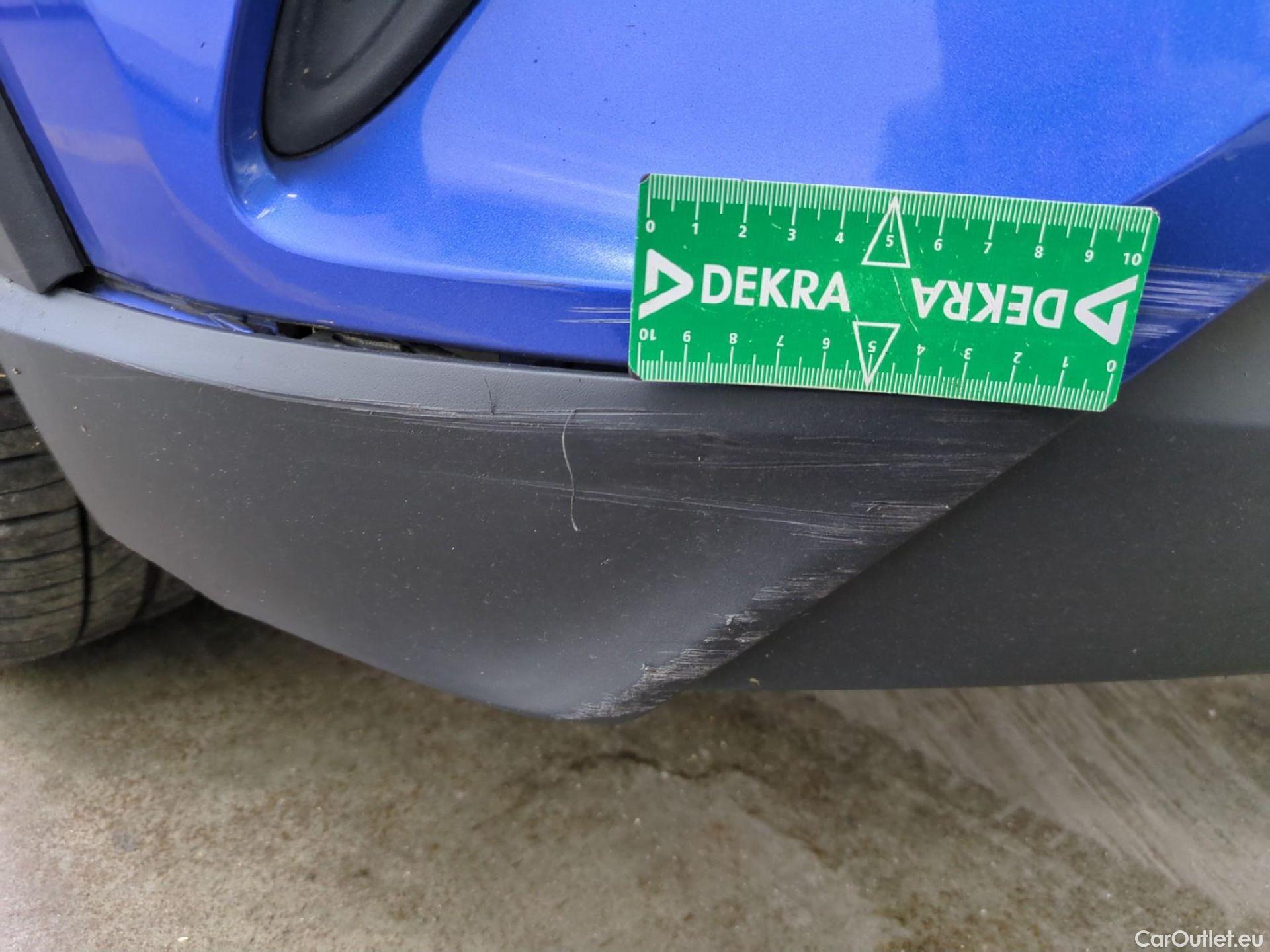  Toyota  C-HR TOYOTA  5p SUV 1.8 HYBRIDE 122 GRAPHIC #39