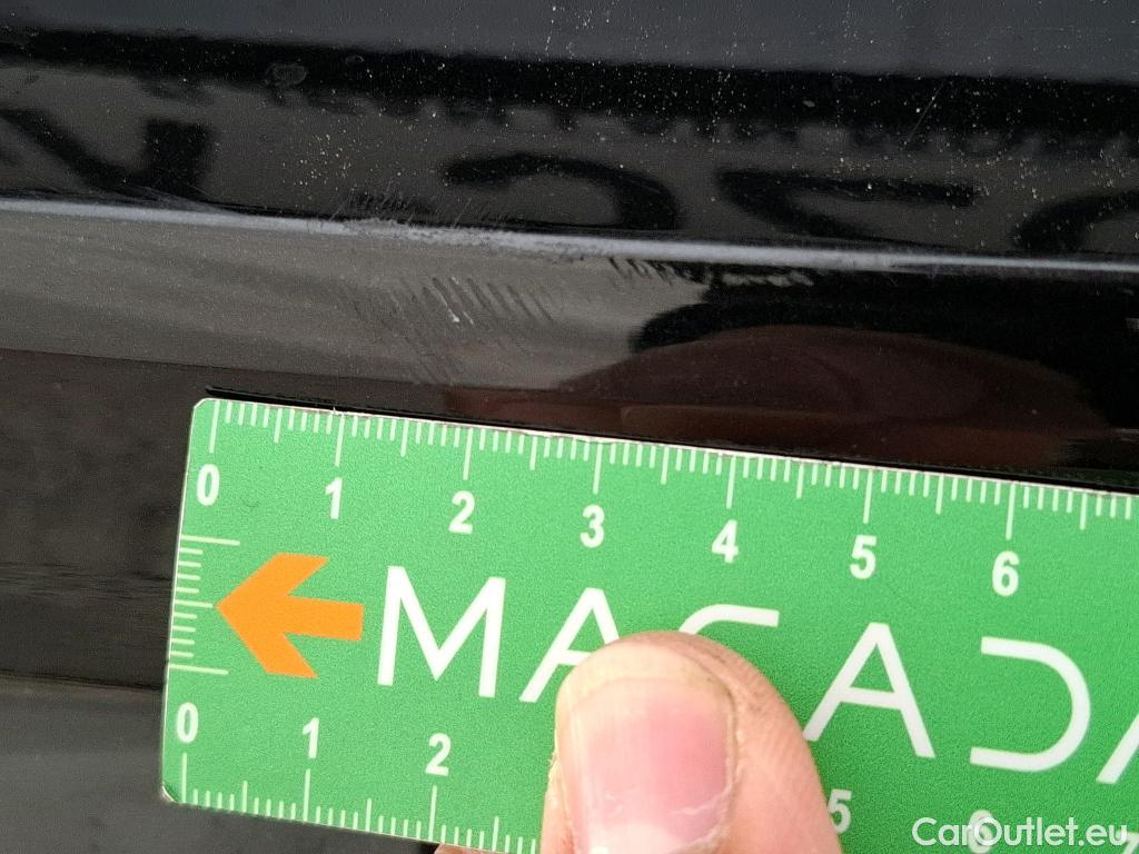  Volkswagen  Tiguan VOLKSWAGEN  / 2020 / 5P / SUV 2.0 TDI 150 DSG7 R-Line #32