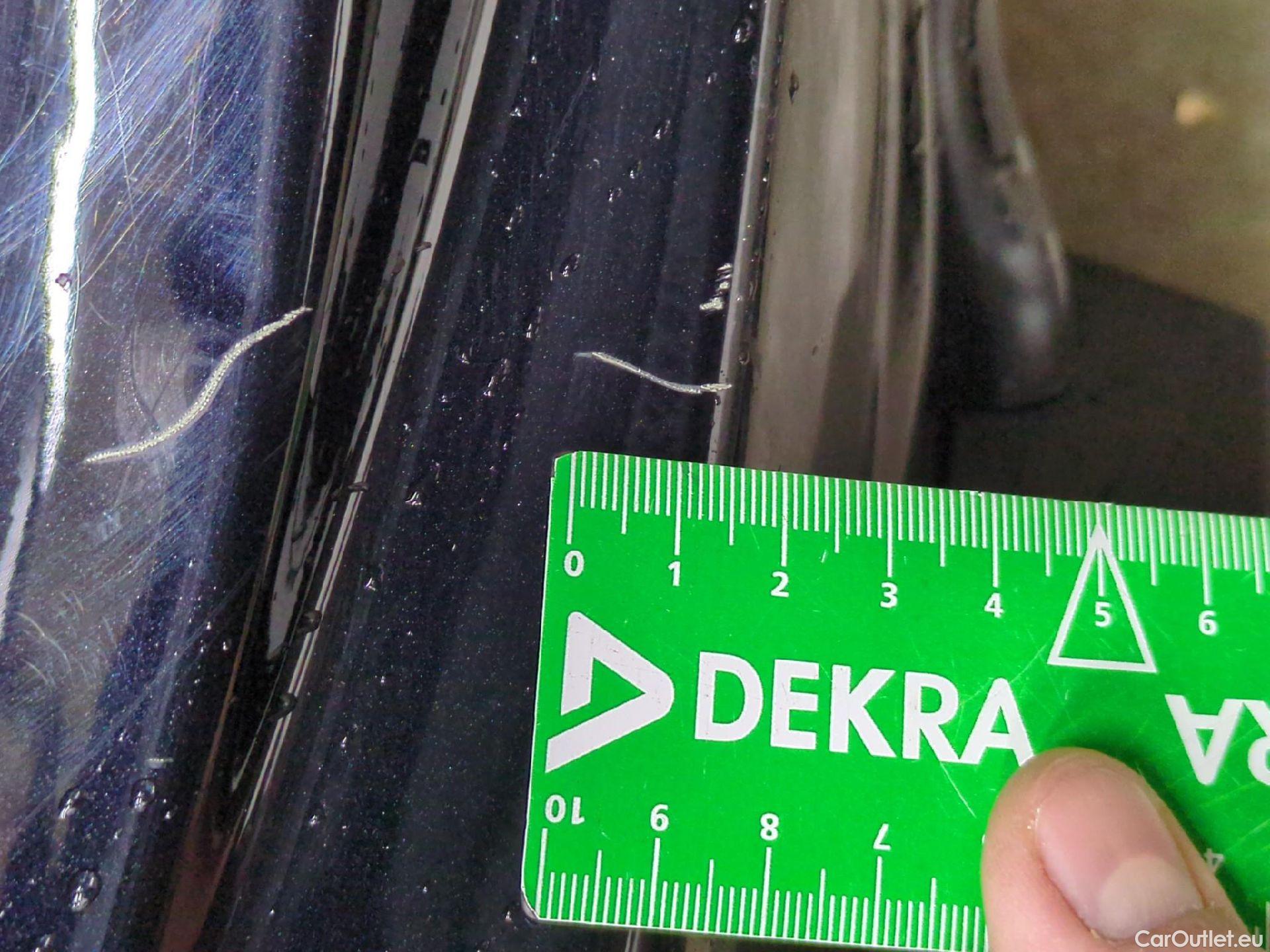  Volkswagen  Tiguan VOLKSWAGEN  Allspace / 2017 / 5P / SUV 2.0 TDI 200 DSG7 Carat Exclusive 4Motion #9