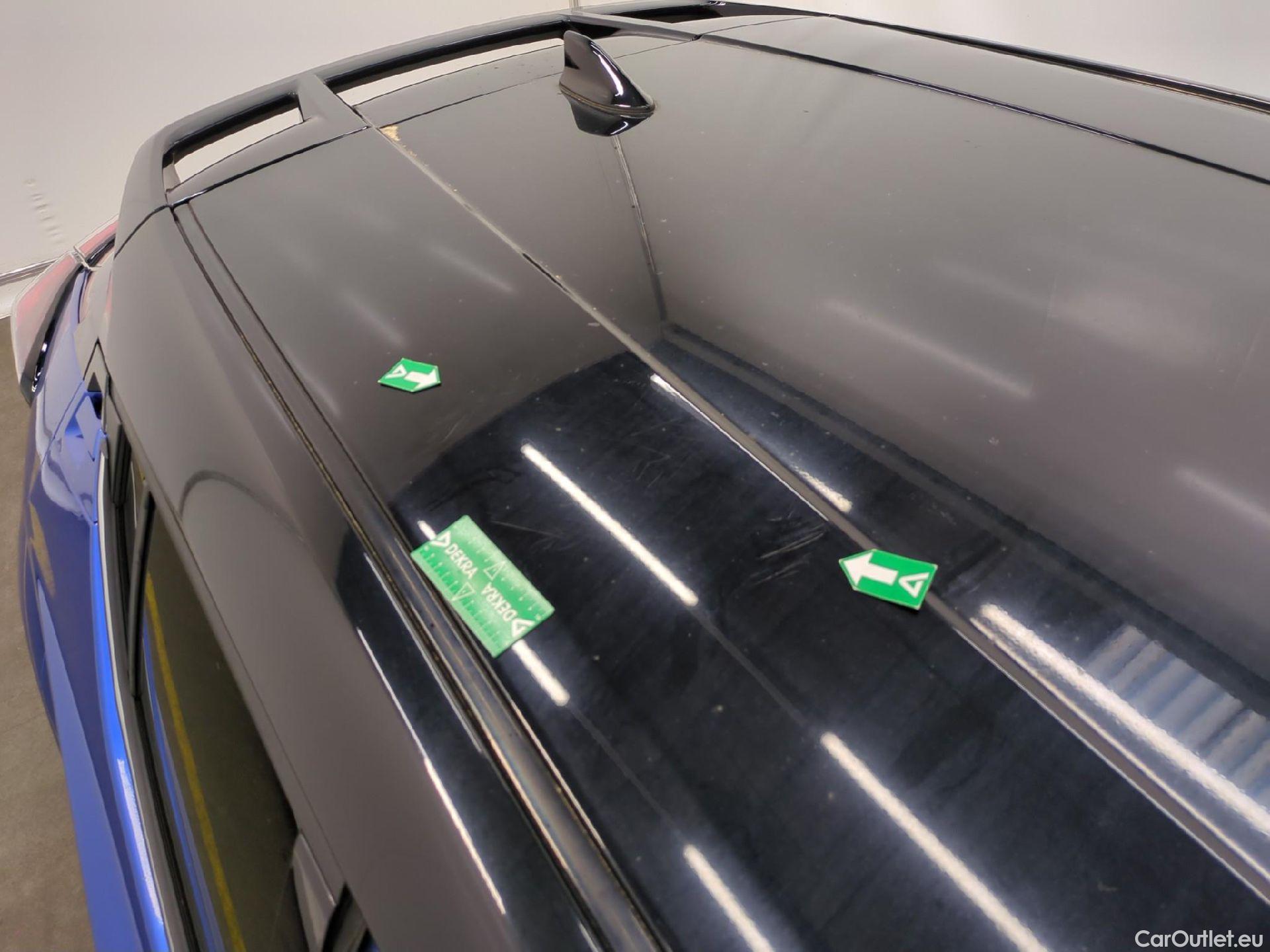  Toyota  C-HR TOYOTA  5p SUV 1.8 HYBRIDE 122 GRAPHIC #32