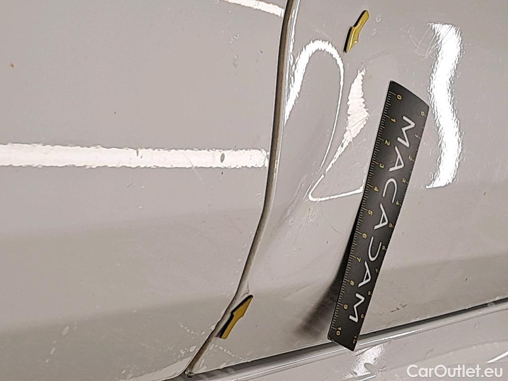  Toyota  Corolla TOYOTA  Touring Sports / 2018 / 5P / Break Hybride 122h Dynamic Business Beyond Zer #2