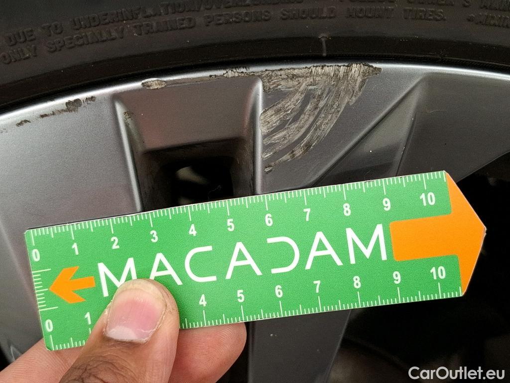  Volkswagen  Tiguan VOLKSWAGEN  / 2020 / 5P / SUV 2.0 TDI 150 DSG7 R-Line #5