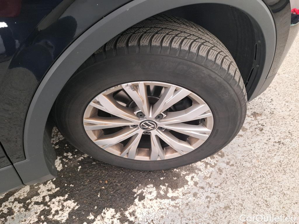  Volkswagen  Tiguan VOLKSWAGEN  / 2020 / 5P / SUV 2.0 TDI 150 DSG7 Life Business #11