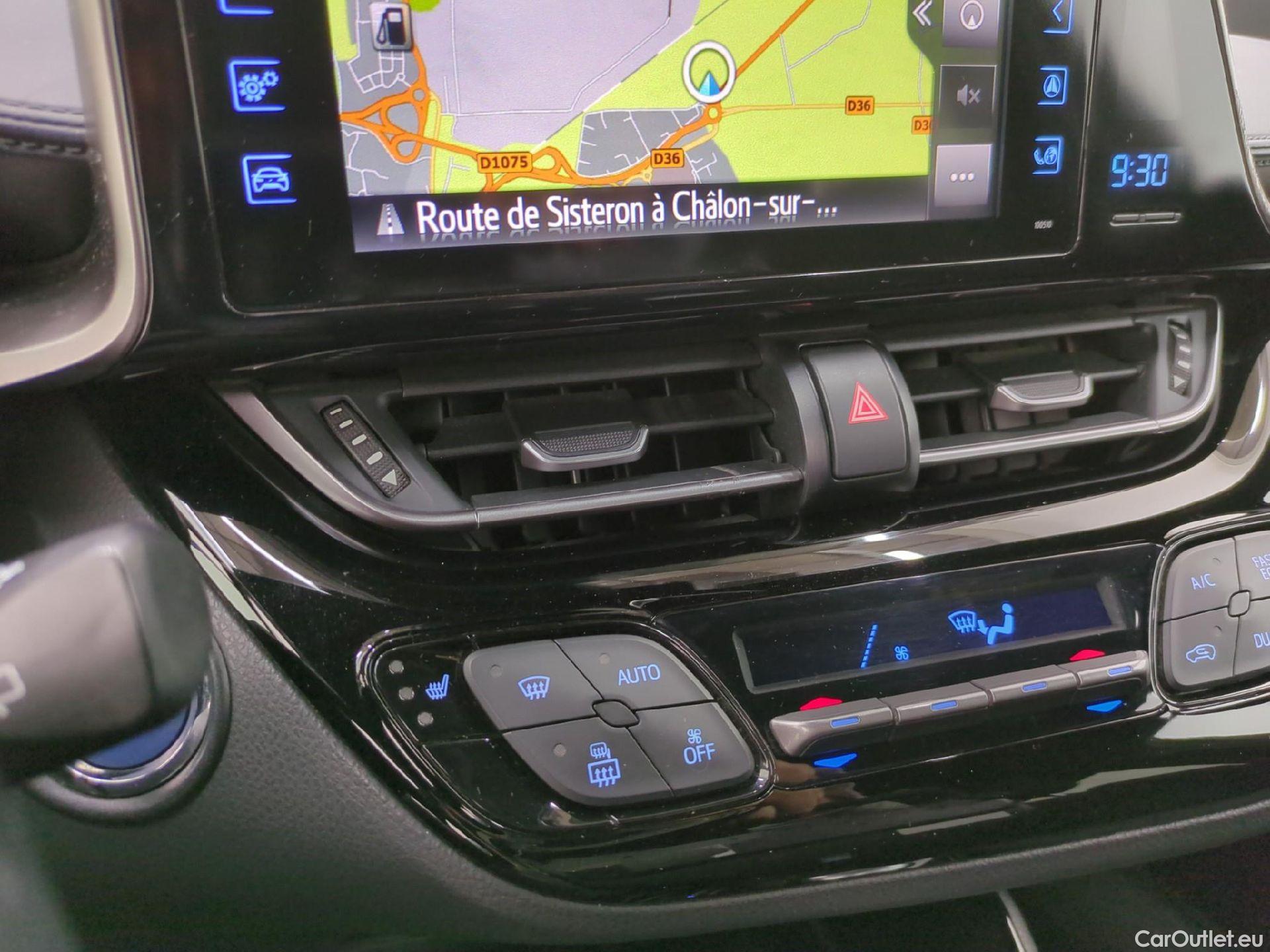  Toyota  C-HR TOYOTA  5p SUV 1.8 HYBRIDE 122 GRAPHIC #1