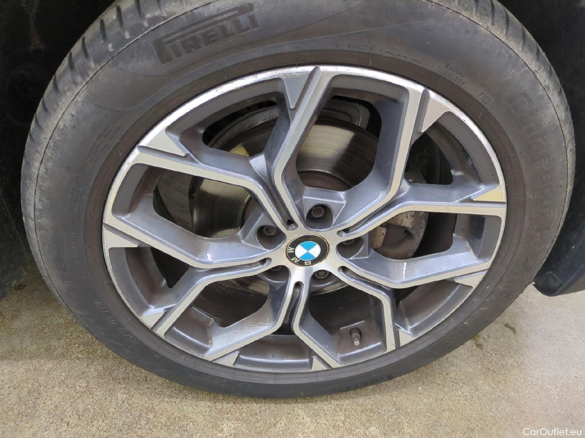  Bmw  X1 Série  sDrive 18 i xLine 1.5 135CV BVA7 E6d #18