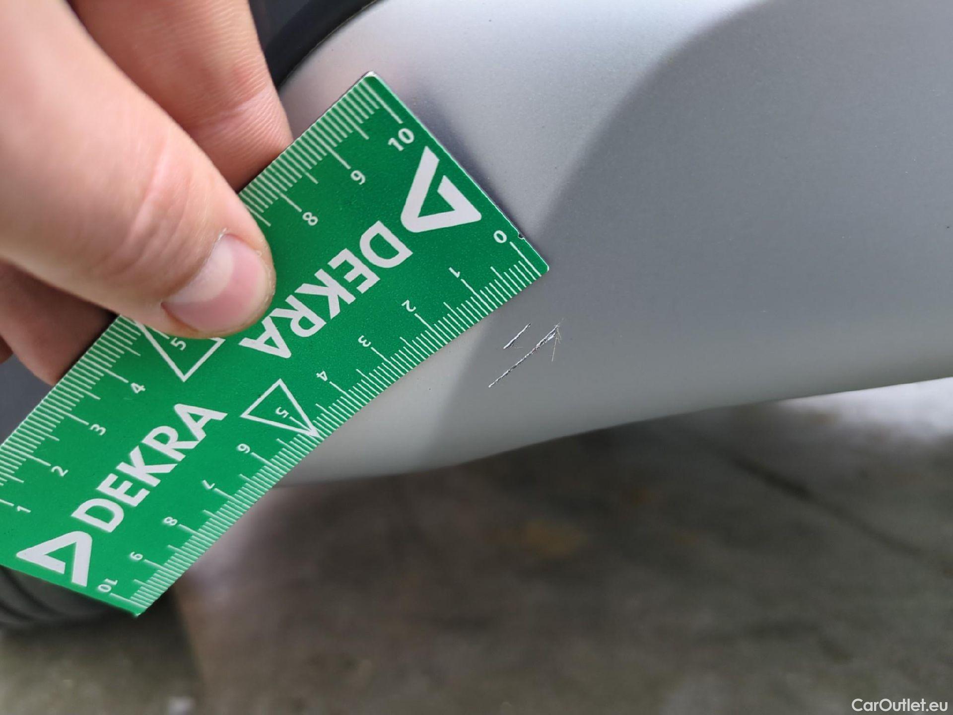  Bmw  X1 Série  sDrive 18 i xLine 1.5 135CV BVA7 E6d #50