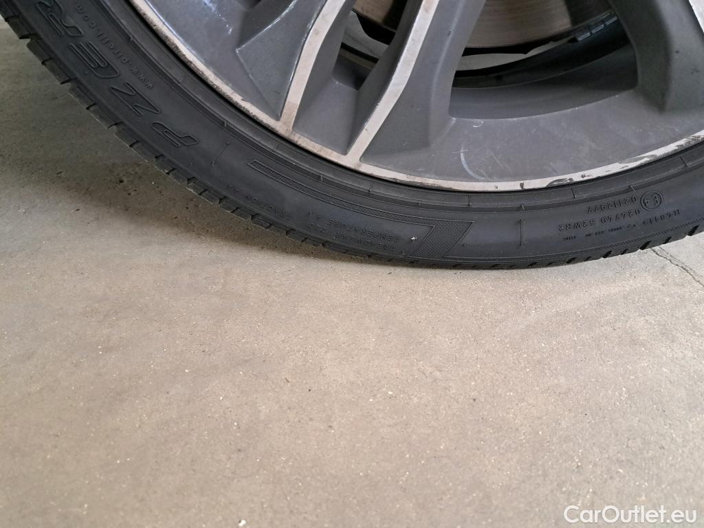  Bmw  Serie 1 Série 1 Berline 120 i Edition Sport 2.0 180CV BVA7 E6d #23