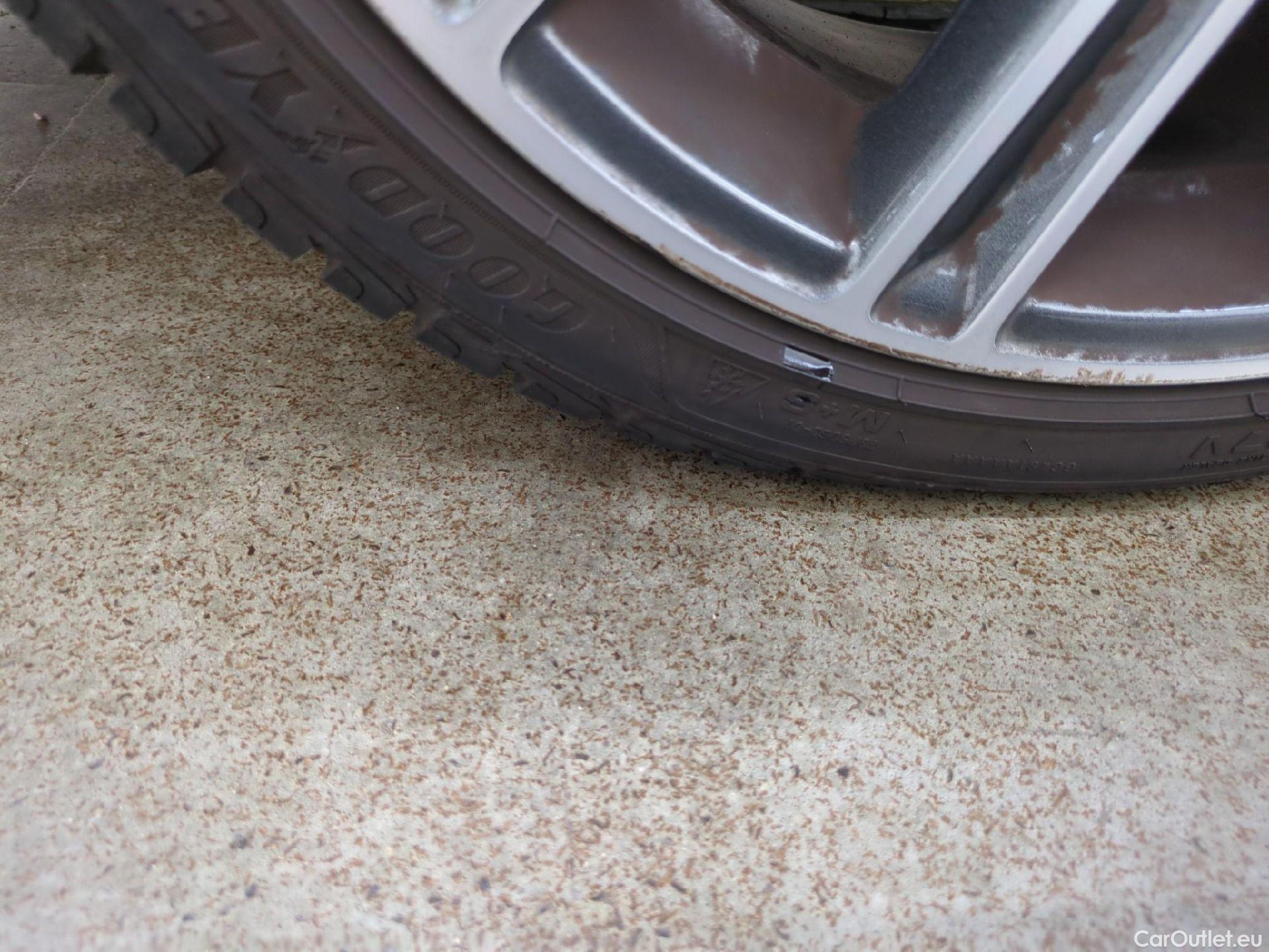  Audi  A1 Sportback AUDI  / 2018 / 5P / Berline 1.0 TFSI 110 S tronic 7 Advanced 2(SL) #2