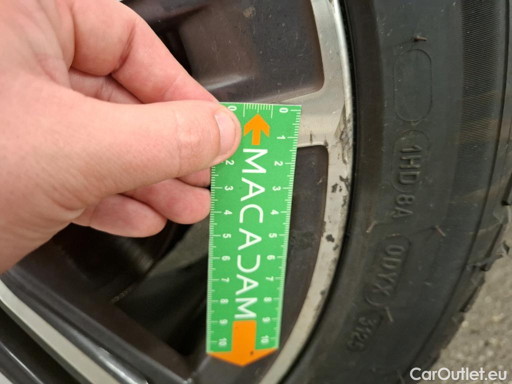  Bmw  Serie 1 BMW Série 1 / 2019 / 5P / Berline 116i Business Design #29