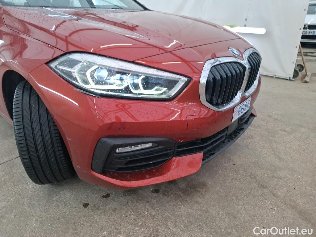  Bmw  Serie 1 BMW Série 1 / 2019 / 5P / Berline 1.5 116D DKG7 Business Design (Ex 668K) #10