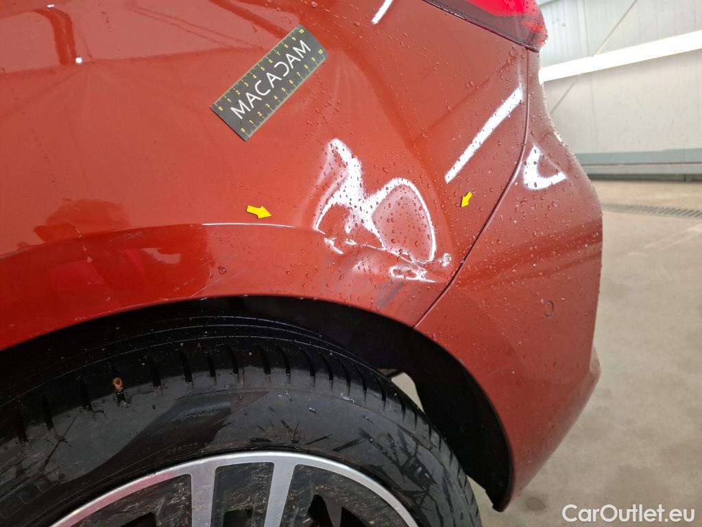  Bmw  Serie 1 BMW Série 1 / 2019 / 5P / Berline 1.5 116D DKG7 Business Design (Ex 668K) #6