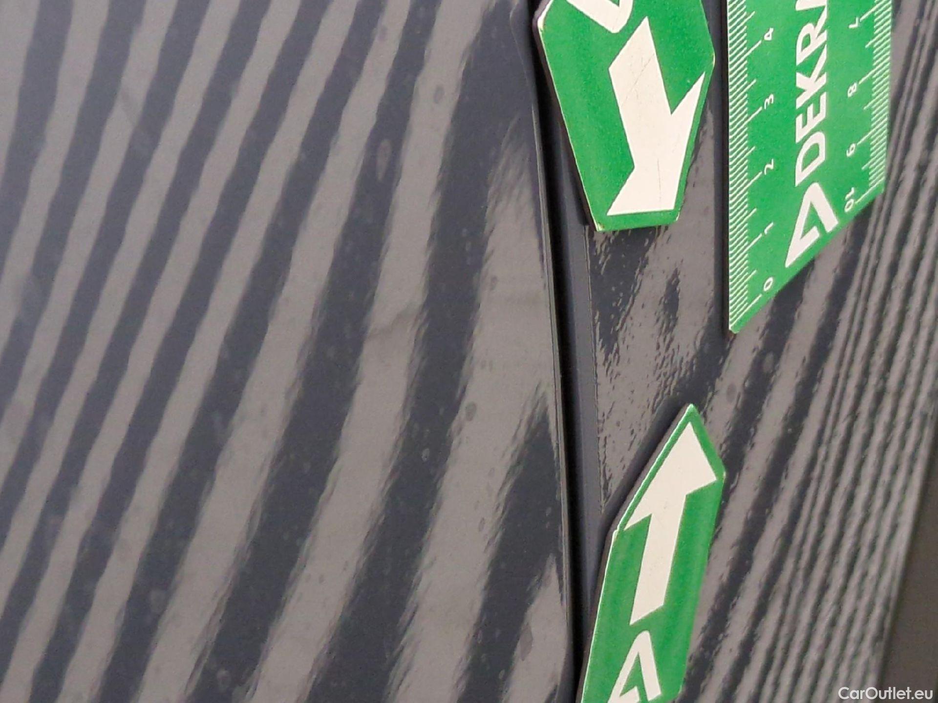  Bmw  X1 Série  sDrive 18 i xLine 1.5 135CV BVA7 E6d #35