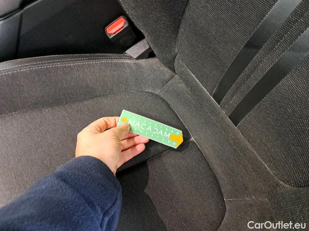  Bmw  Serie 1 Série 1 Berline 120 i Edition Sport 2.0 180CV BVA7 E6d #50