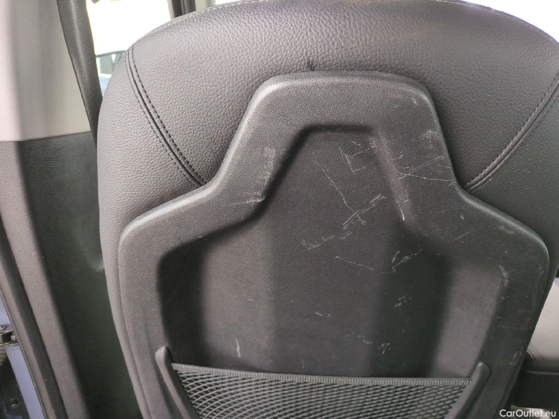  Bmw  X1 Série  sDrive 18 i xLine 1.5 135CV BVA7 E6d #6