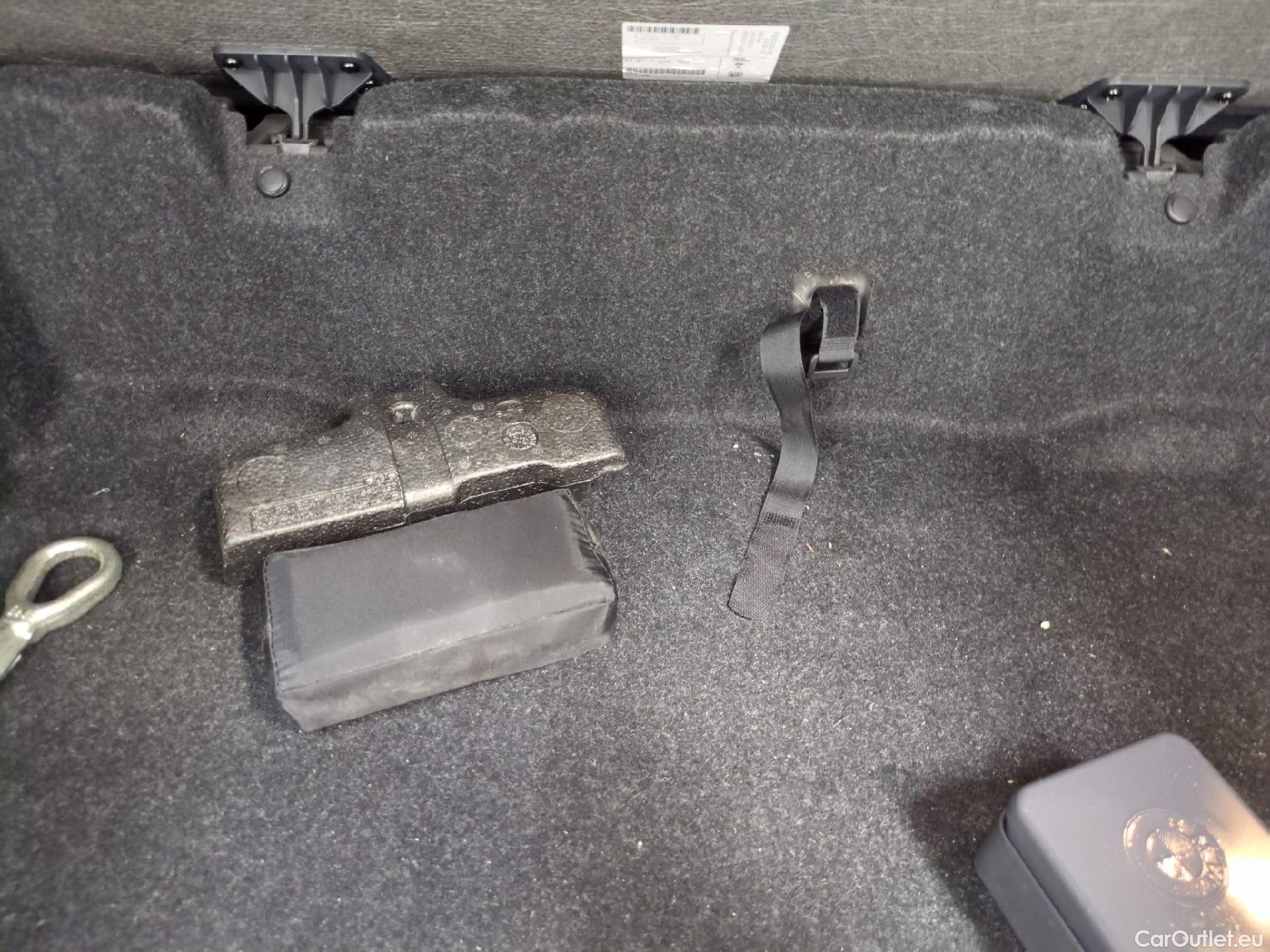  Bmw  X1 Série  sDrive 18 i xLine 1.5 135CV BVA7 E6d #16