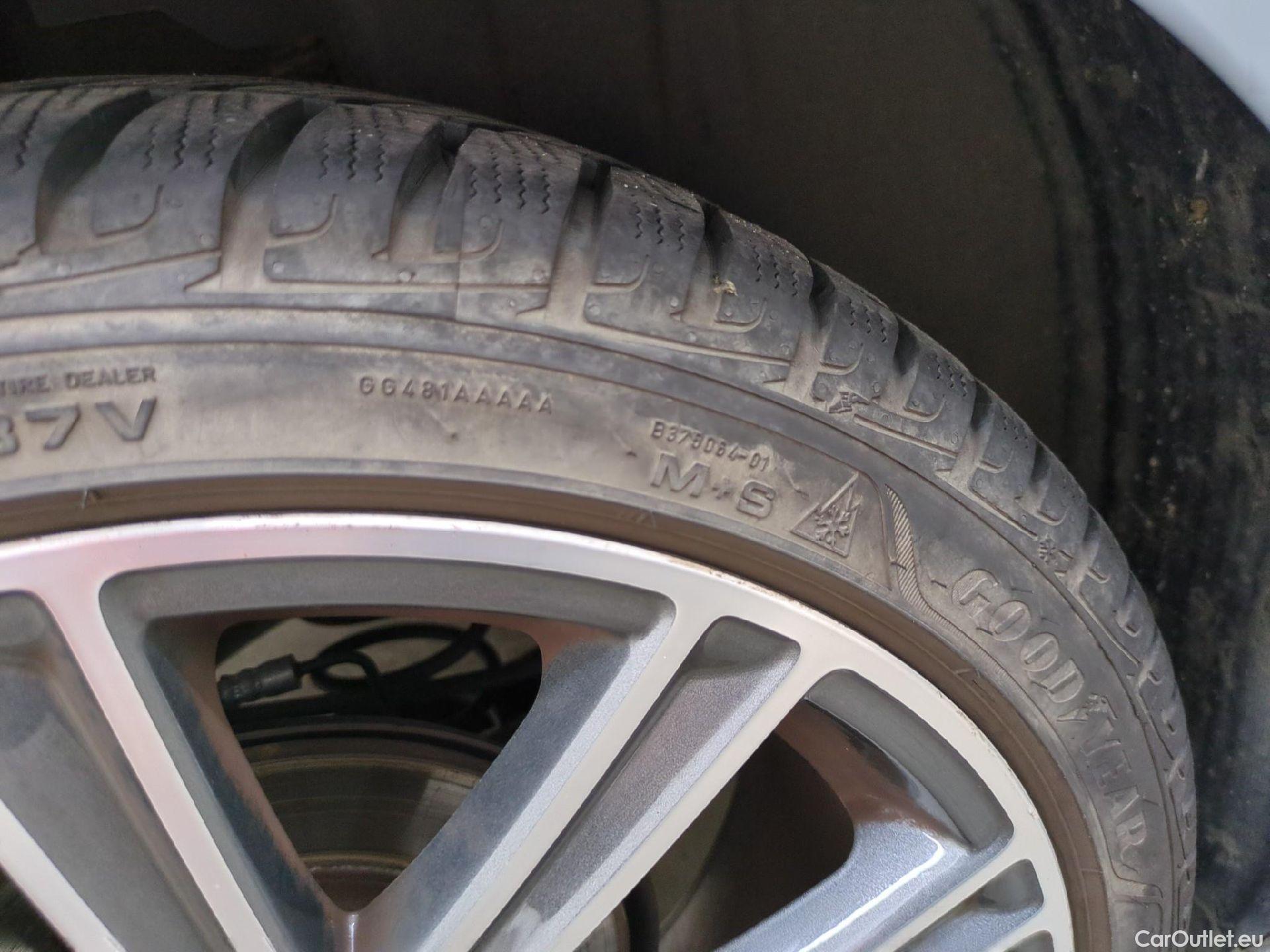  Audi  A1 Sportback AUDI  / 2018 / 5P / Berline 1.0 TFSI 110 S tronic 7 Advanced 2(SL) #5